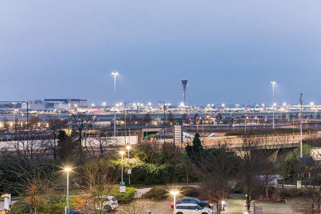Radisson Red Hotel London Heathrow Pokoj fotografie